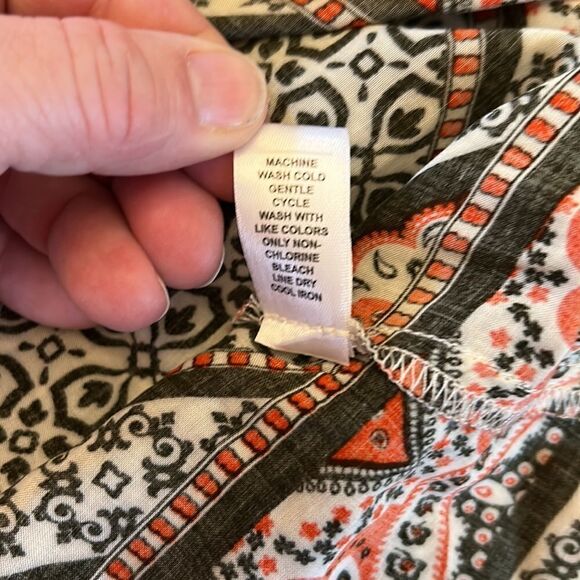 CATO red black white floral batwing sleeve blouse Size L NWT - Picture 8 of 9